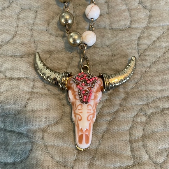 NWOT Western necklace - Picture 3 of 3